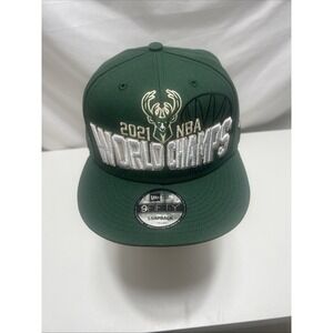 Milwaukee Bucks 2021 NBA World Champs New Era 9FIFTY Snapback Hat Green Cap